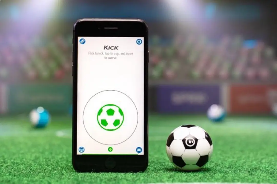 Sphero Mini Soccer M001SRW Robot Bal - Wit/Zwart - afbeelding 6 van 6
