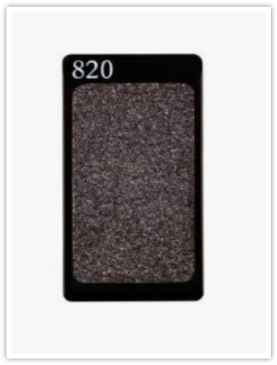 John v G eyeshadow nr 820
