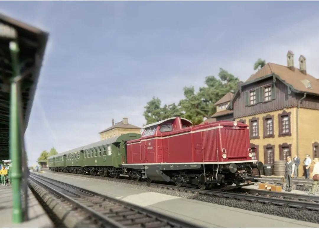 Märklin 37176 Diesellocomotief V 100.20 H0 - Rood