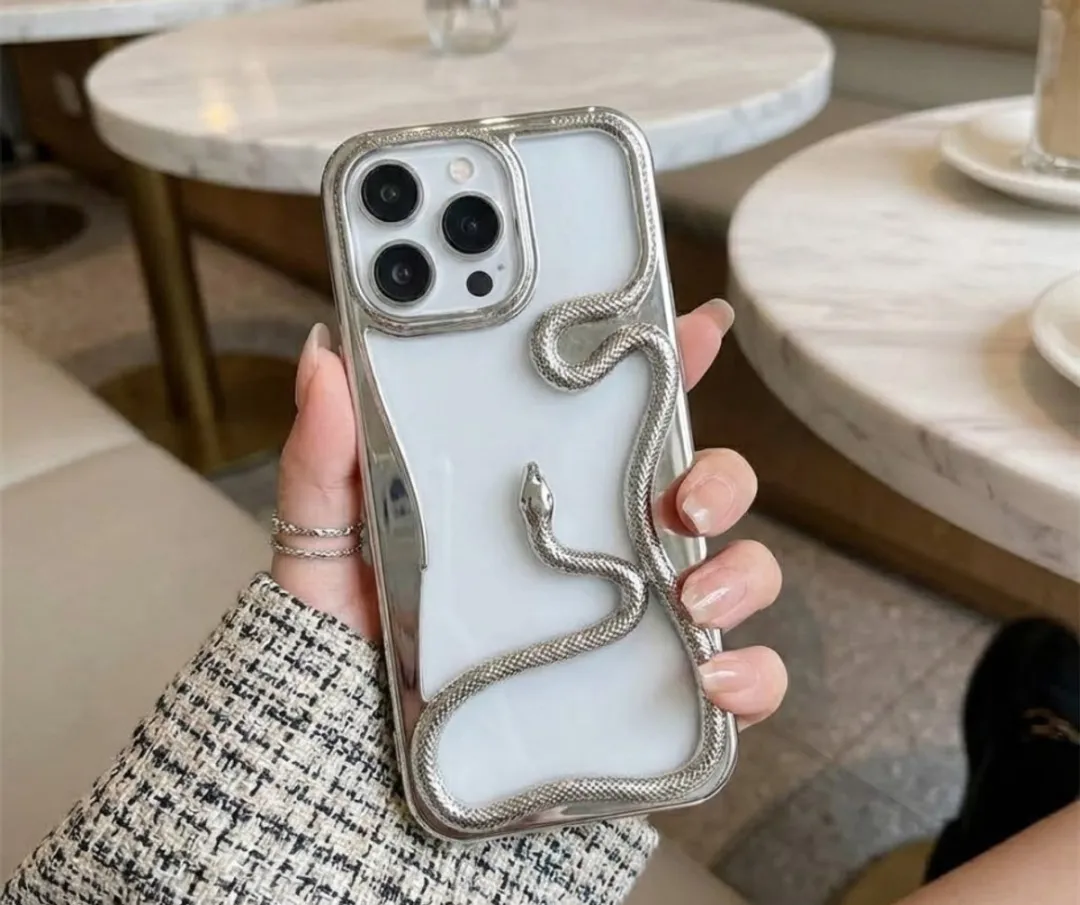 NUVEX iPhone 15 Pro Max Hoesje - Zilverkleurig Transparant