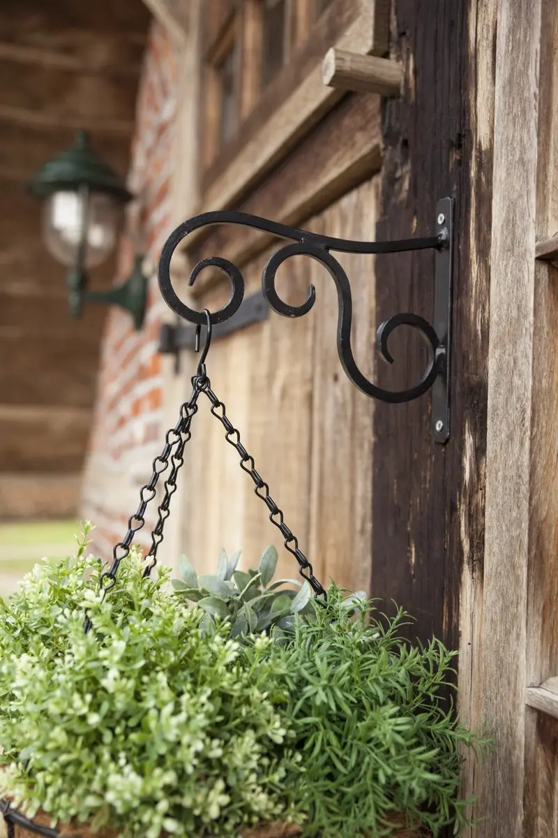 Esschert Design Haak Metaal Hanging Basket - Small - Zwart - afbeelding 2 van 3