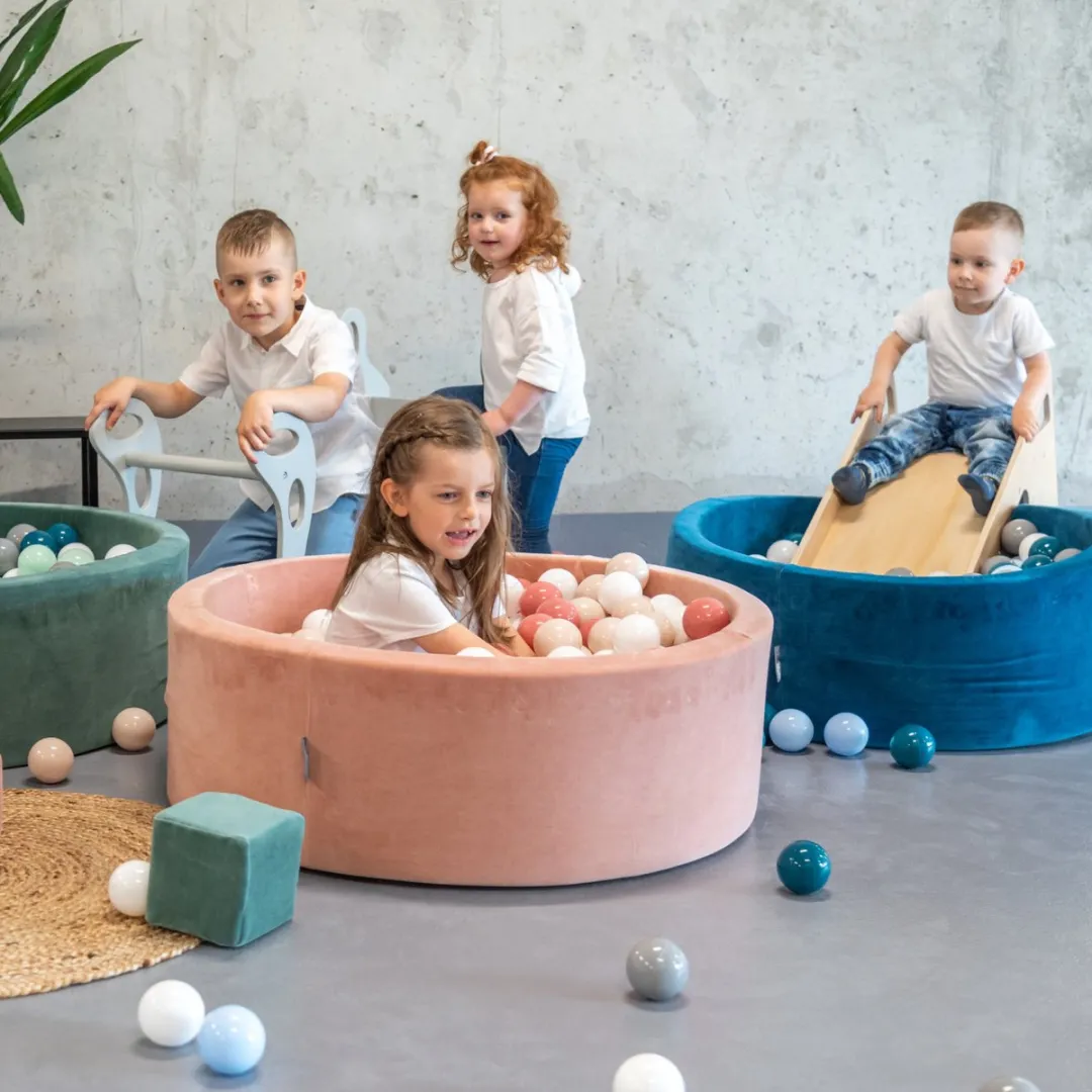 KiddyMoon Kinderballen 50 Stuks - 7cm - Pastel Beige/Zalmroze/Wit