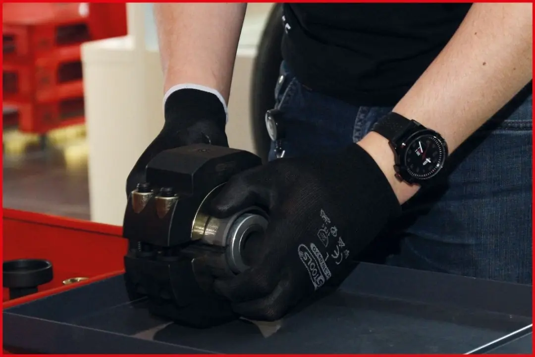 KS Tools Sleufbus-gereedschapsset voor Silentbloc - 19 stuks - afbeelding 6 van 6