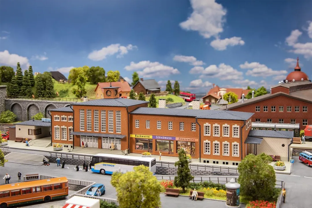 Faller Modelbouwpakket Station Burgstadt 212126 N