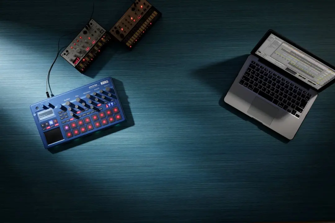 Korg Electribe 2 Muziekproductiestation - Blauw - afbeelding 4 van 6