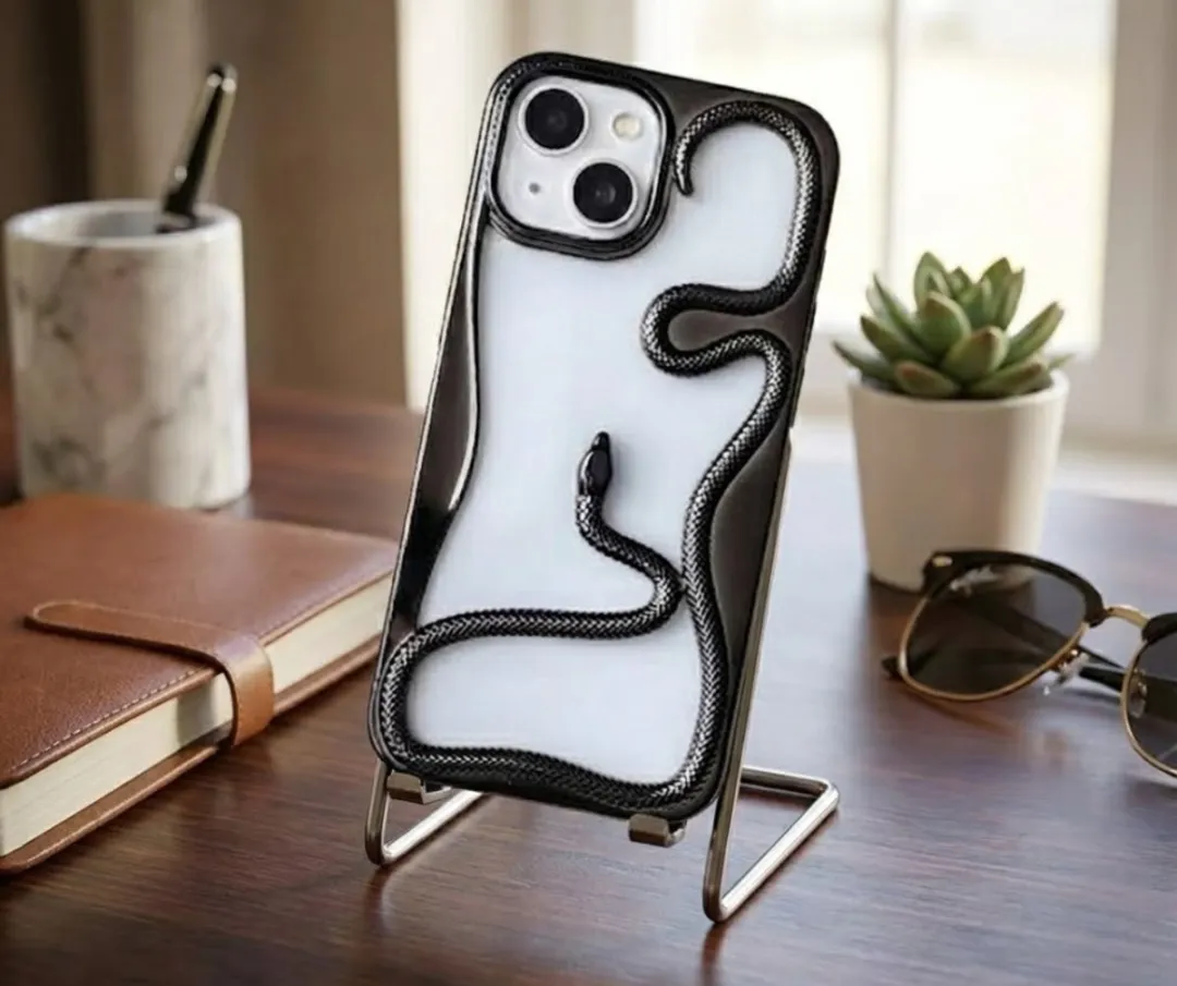NUVEX iPhone 13 Pro Hoesje - Zwart 3D Slang Design
