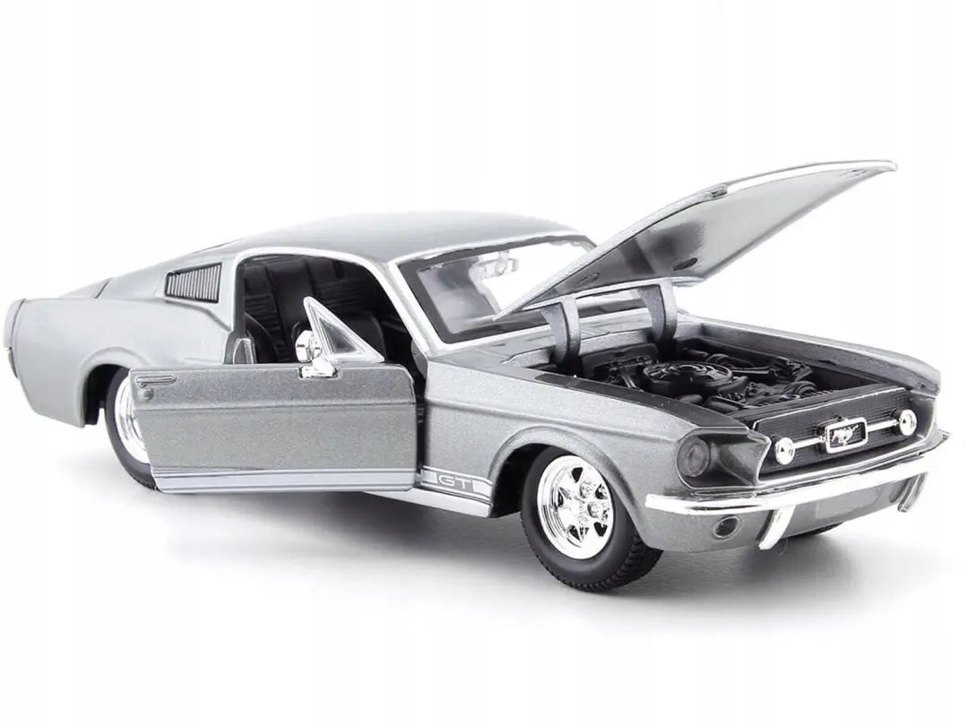Maisto Ford Mustang GT Fastback 1967 Modelauto 1:24 Metaal Grijs