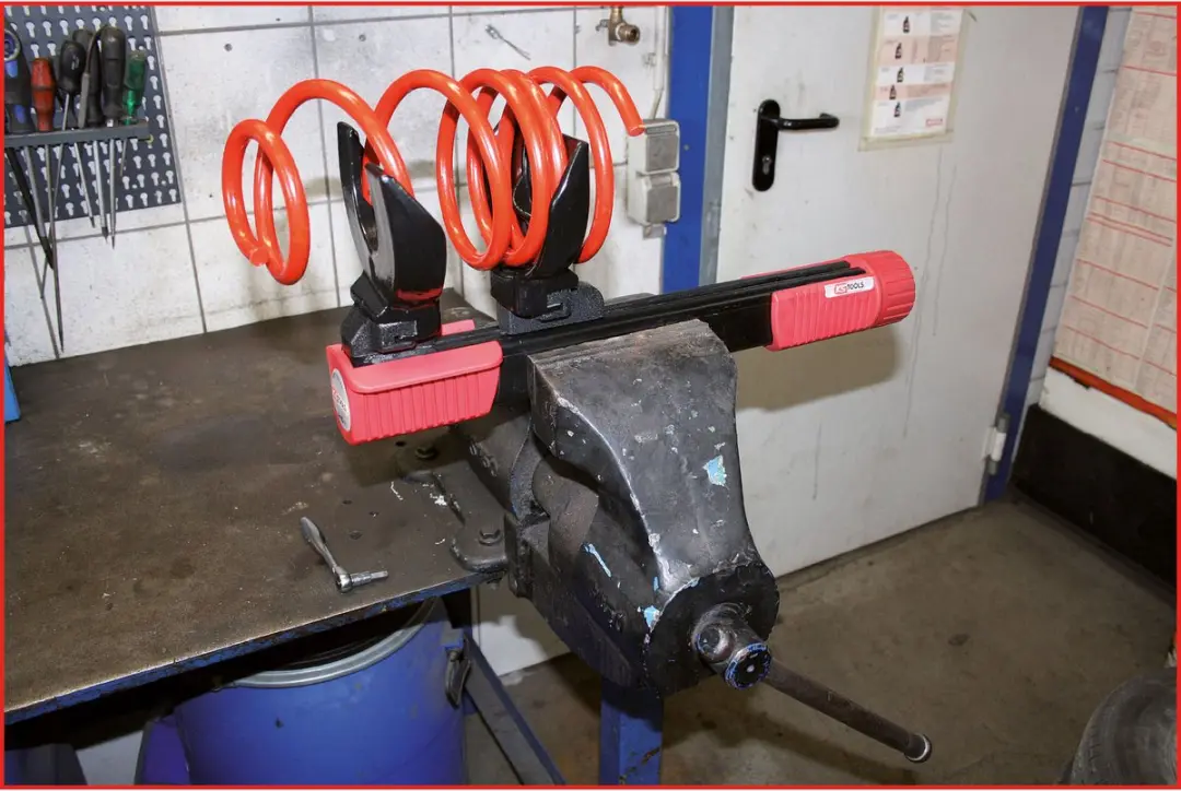 KS Tools 500.8625 Veerspanset 6-delig - 1800kg - afbeelding 2 van 6