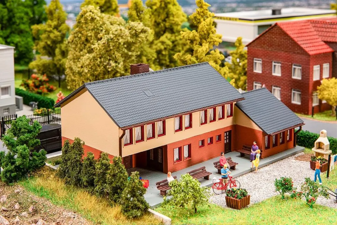 Faller H0 Gemeentelijke Huis 131319