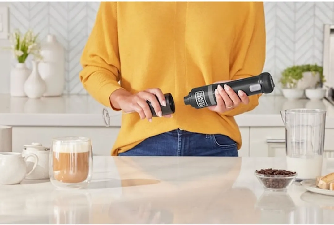 BLACK+DECKER BCKM101MFFF-XJ Melkopschuimer - Zwart/RVS