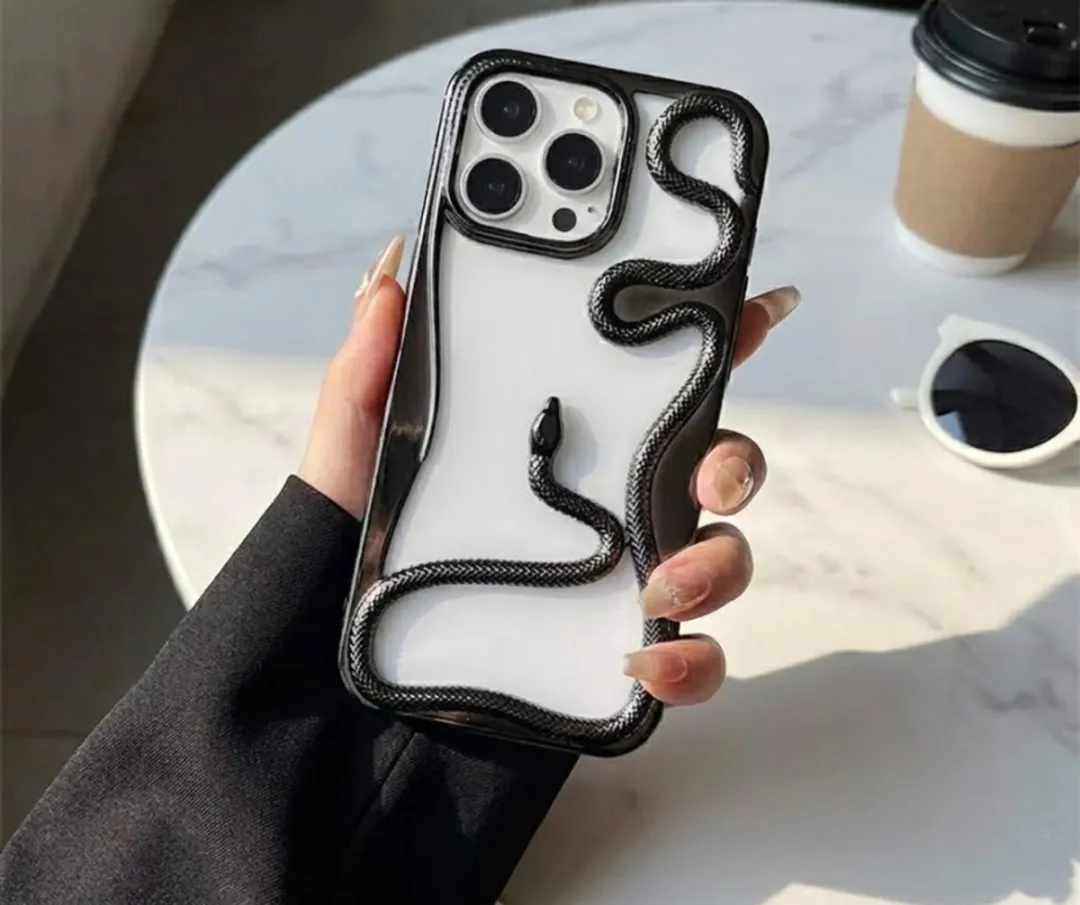 NUVEX iPhone 13 Pro Max Slanghoesje - Zwart