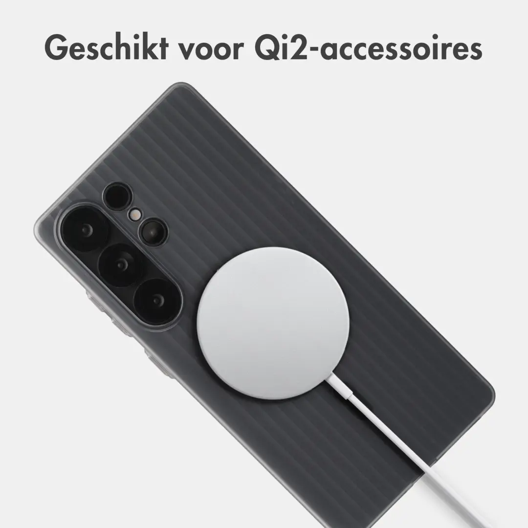 Accezz Lite Backcover Samsung Galaxy S25 Ultra Hoesje - Fluted - Matte Black - afbeelding 3 van 6