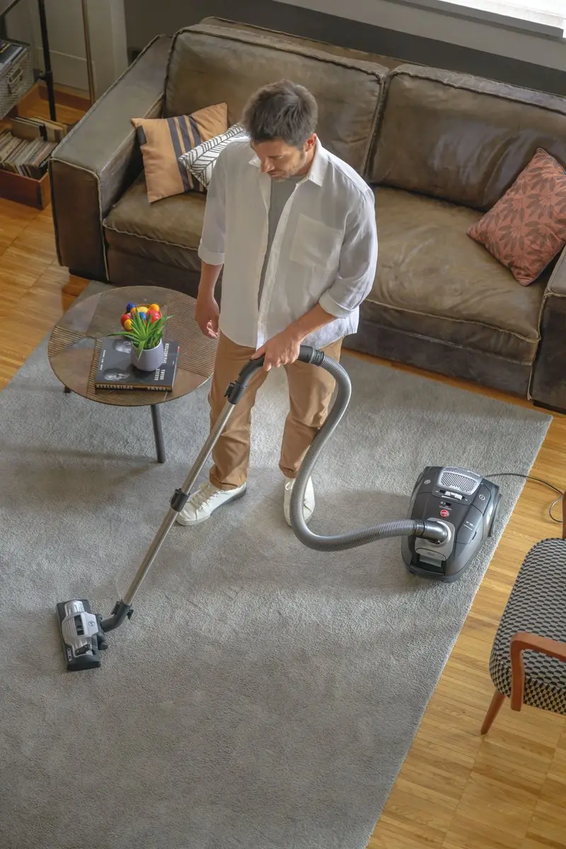 Hoover HE520PET Stofzuiger met zak - 700W - 3,5 l - Zwart - afbeelding 3 van 6