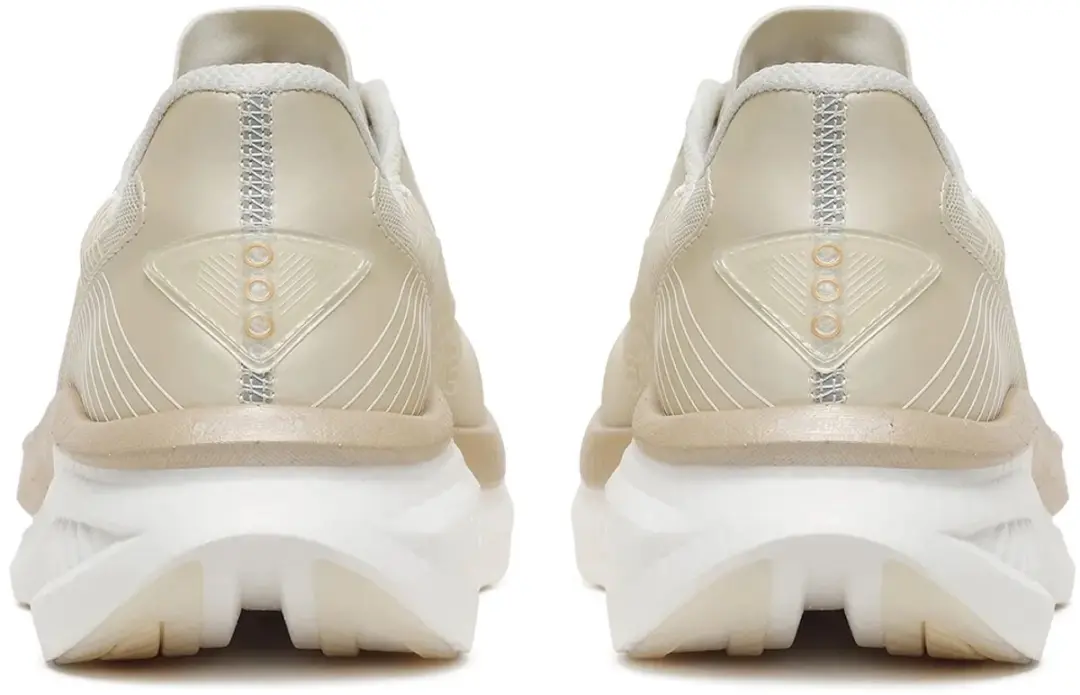 Saucony Endorphin Azura Dames Hardloopschoenen - Beige - afbeelding 3 van 4