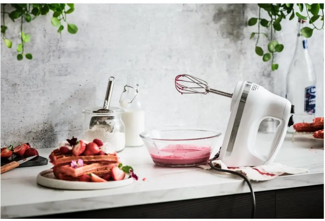 KitchenAid Klassieker 5KHM5110EWH Handmixer - 85W - Wit - afbeelding 3 van 5