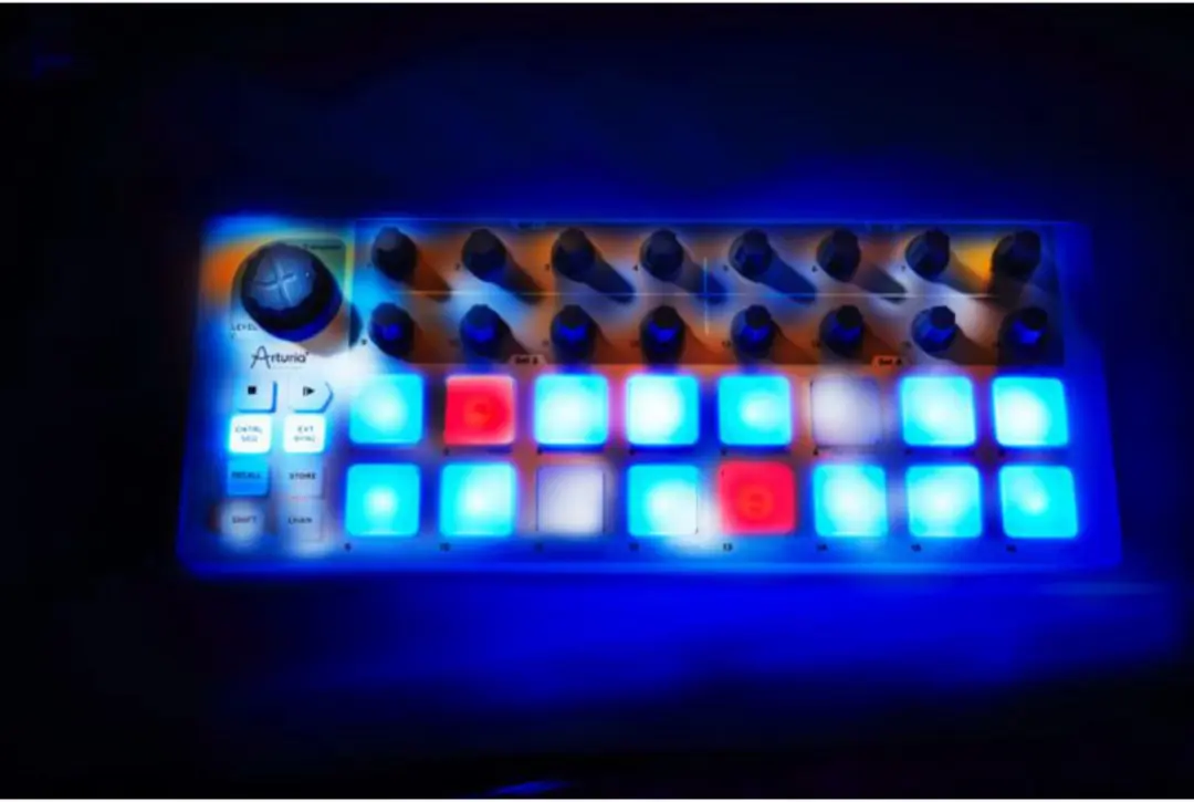 Arturia BeatStep MIDI-controller & 16-staps Sequencer - afbeelding 3 van 3