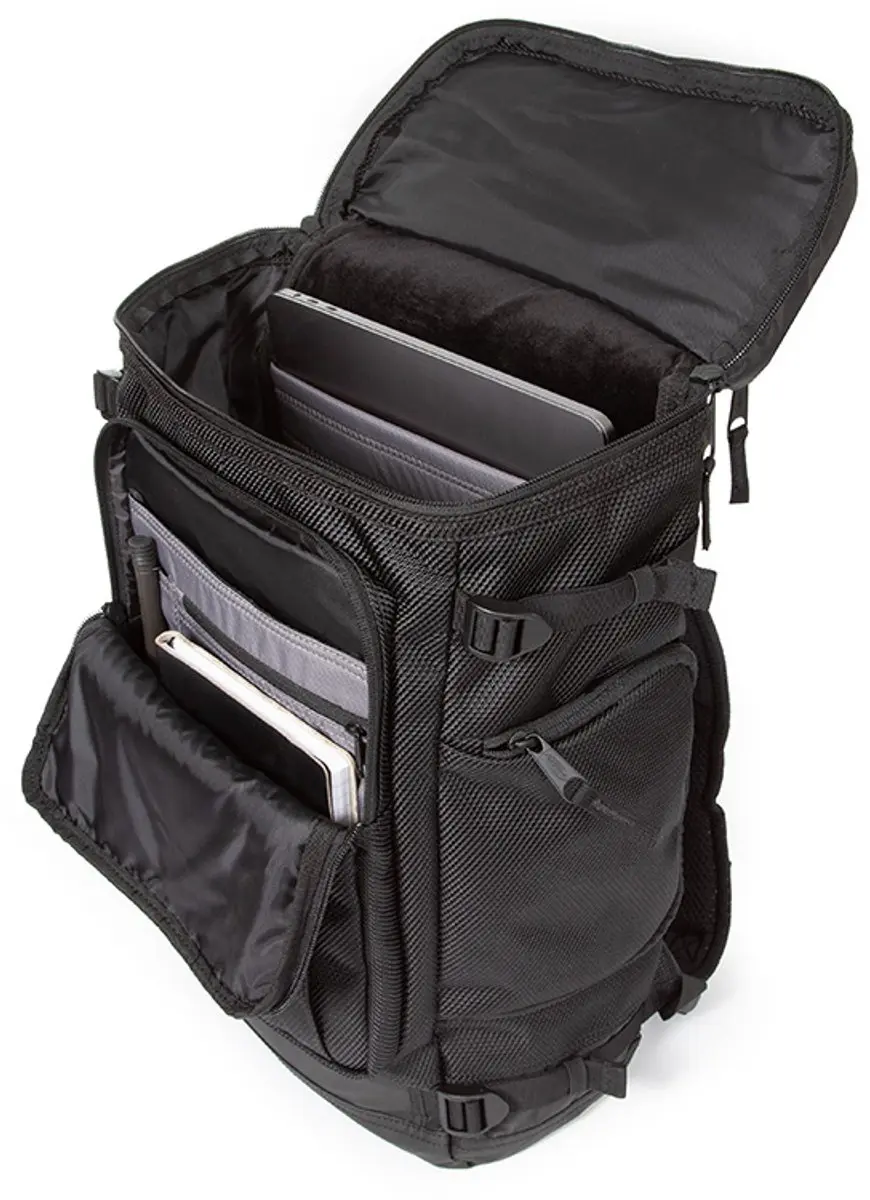 Eastpak Tecum Top CNNCT Coat Rugzak - 15 inch - Zwart - afbeelding 6 van 6