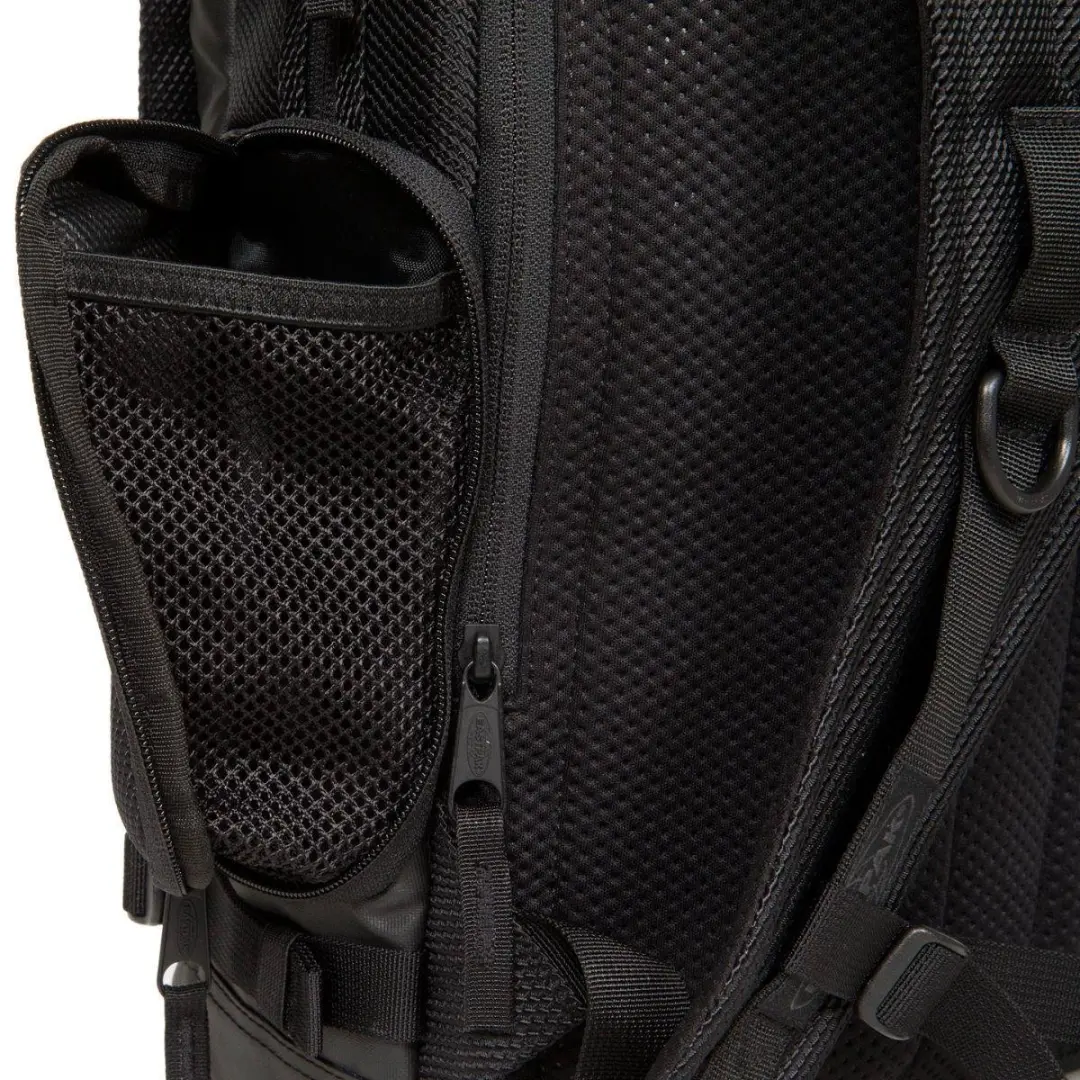 Eastpak Tecum M Cnnect Laptoprugzak 27L - Zwart - afbeelding 5 van 6