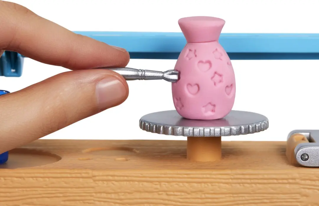 Barbie Relax & Create Kunststudio met Pop - afbeelding 4 van 6