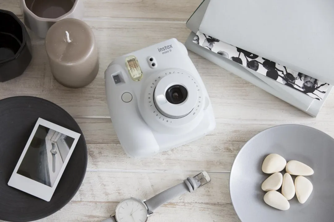 Fujifilm Instax Mini 9 - Smokey White - afbeelding 5 van 6