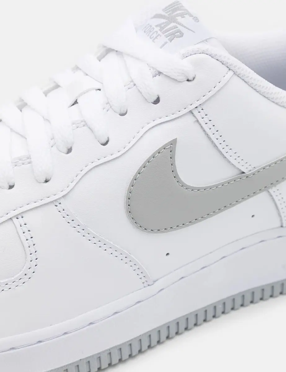 Nike Air Force 1 '07 Sneakers Unisex - Light Smoke Grey - afbeelding 5 van 6