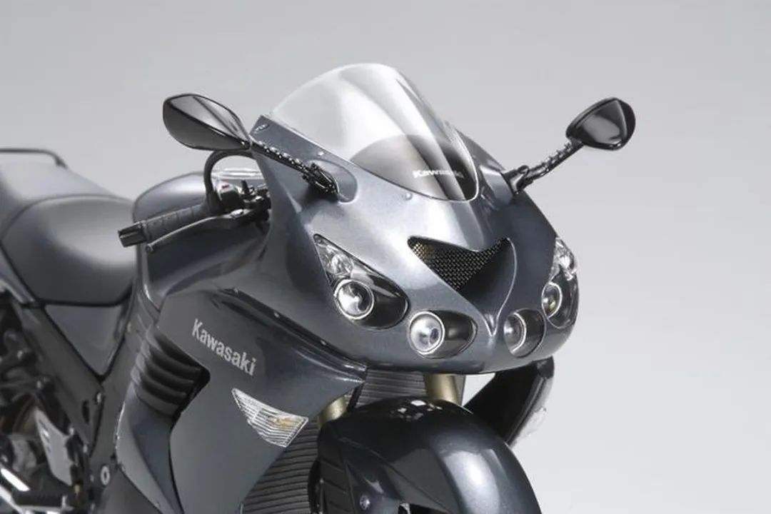 Tamiya 14111 Kawasaki ZZR 1400 Ninja Modelbouwpakket - 1:12 - Multi