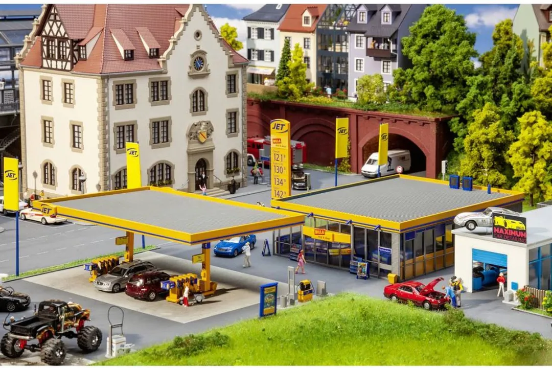 Faller H0 Petrol Station FA130589 - Modelbouwset