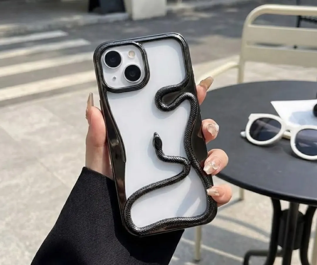 NUVEX iPhone 15 Slang Design Hoesje - Zwart