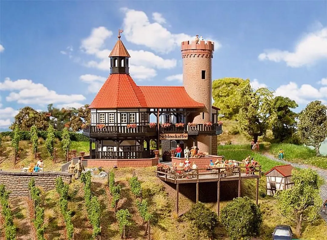 Faller Restaurant Schlossberg Gebouw H0