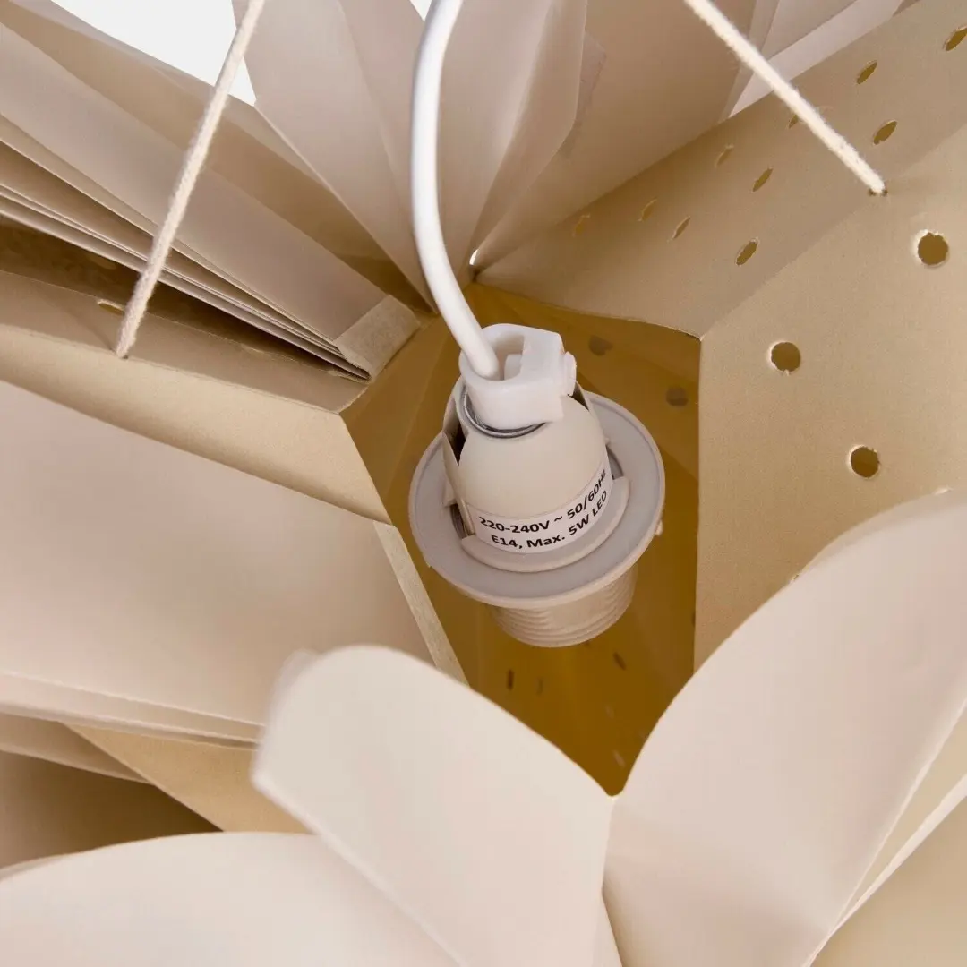 Loberon Serelunea Papieren Ster met Verlichting - Beige - afbeelding 6 van 6