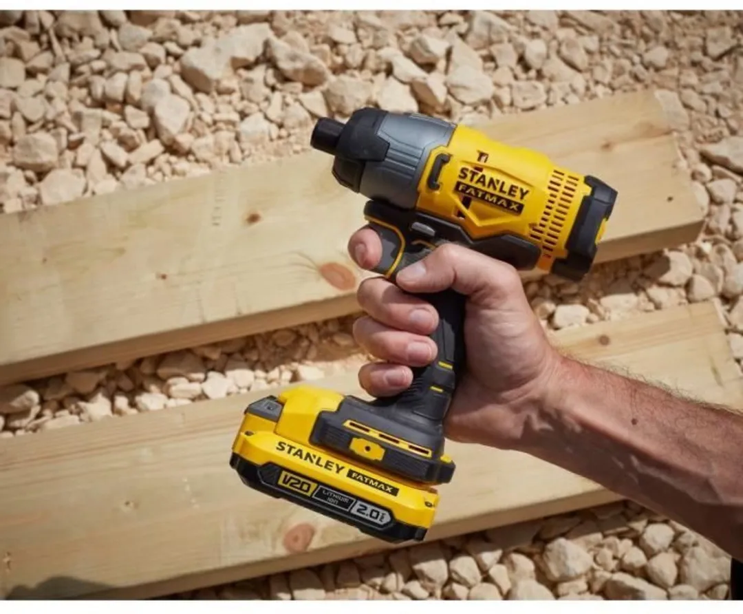 Slagschroevendraaier 165 Nm - 18V - 2800 tpm, 3100 tps/min, LED - V20-serie - STANLEY FATMAX, SFMCF800D1K-QW