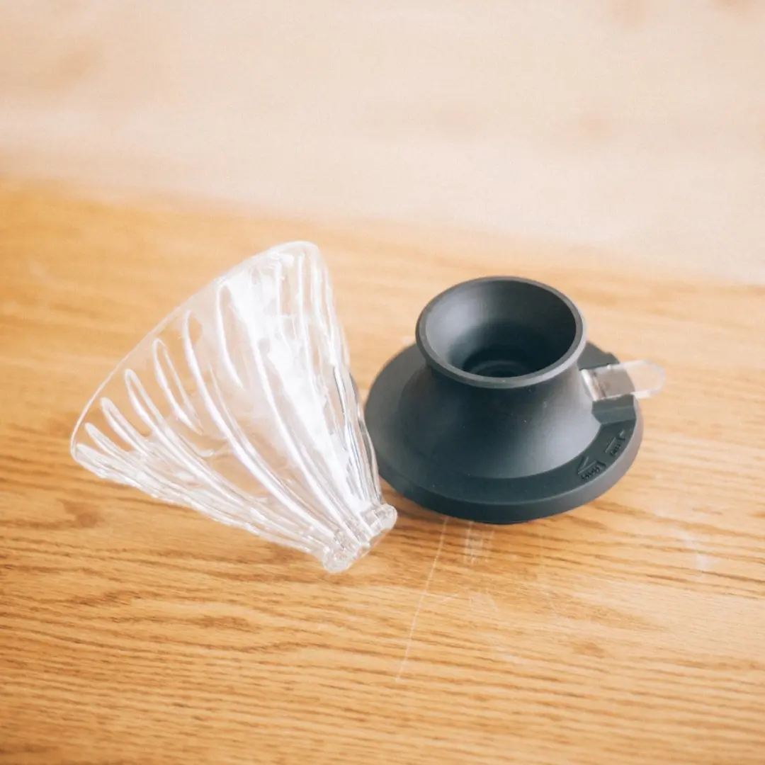 Hario V60 Immersion Dripper Switch 02 - Koffiedripper - afbeelding 2 van 6