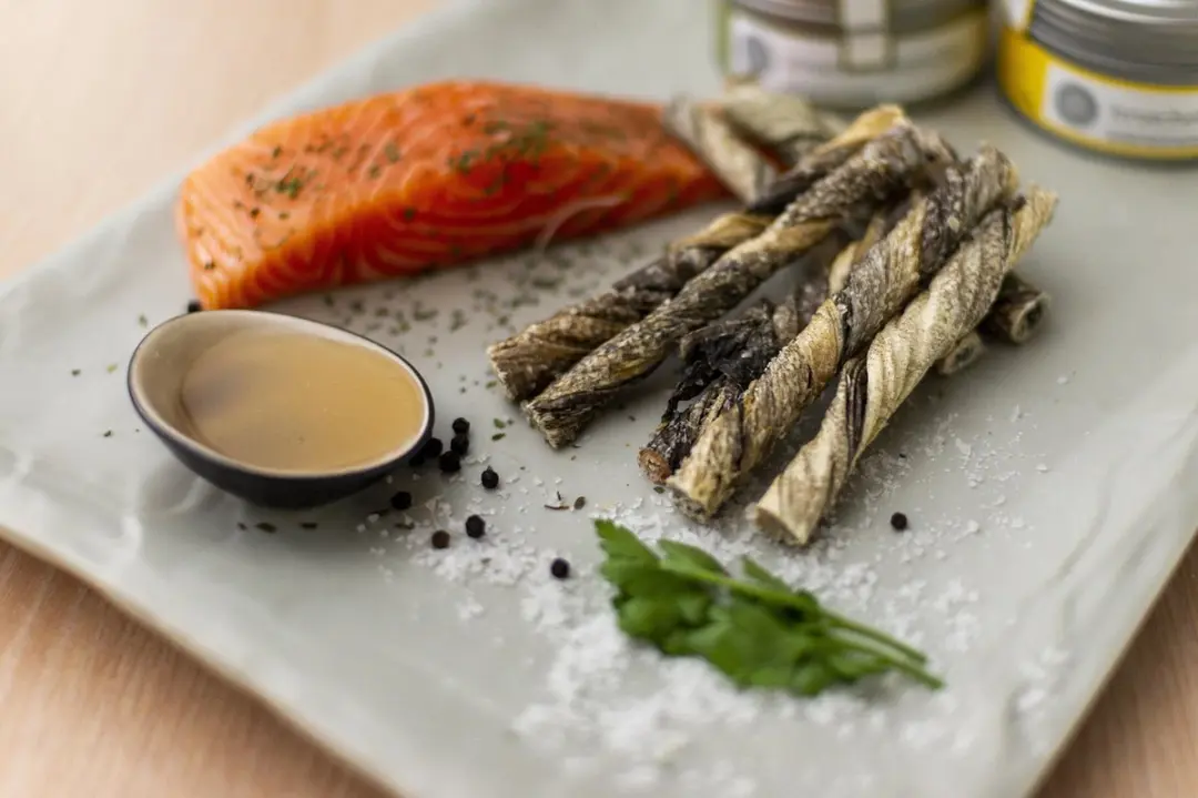 Braaaf Hondensnack Sticks Zalmhuid 12 cm - 70 gr - afbeelding 5 van 6
