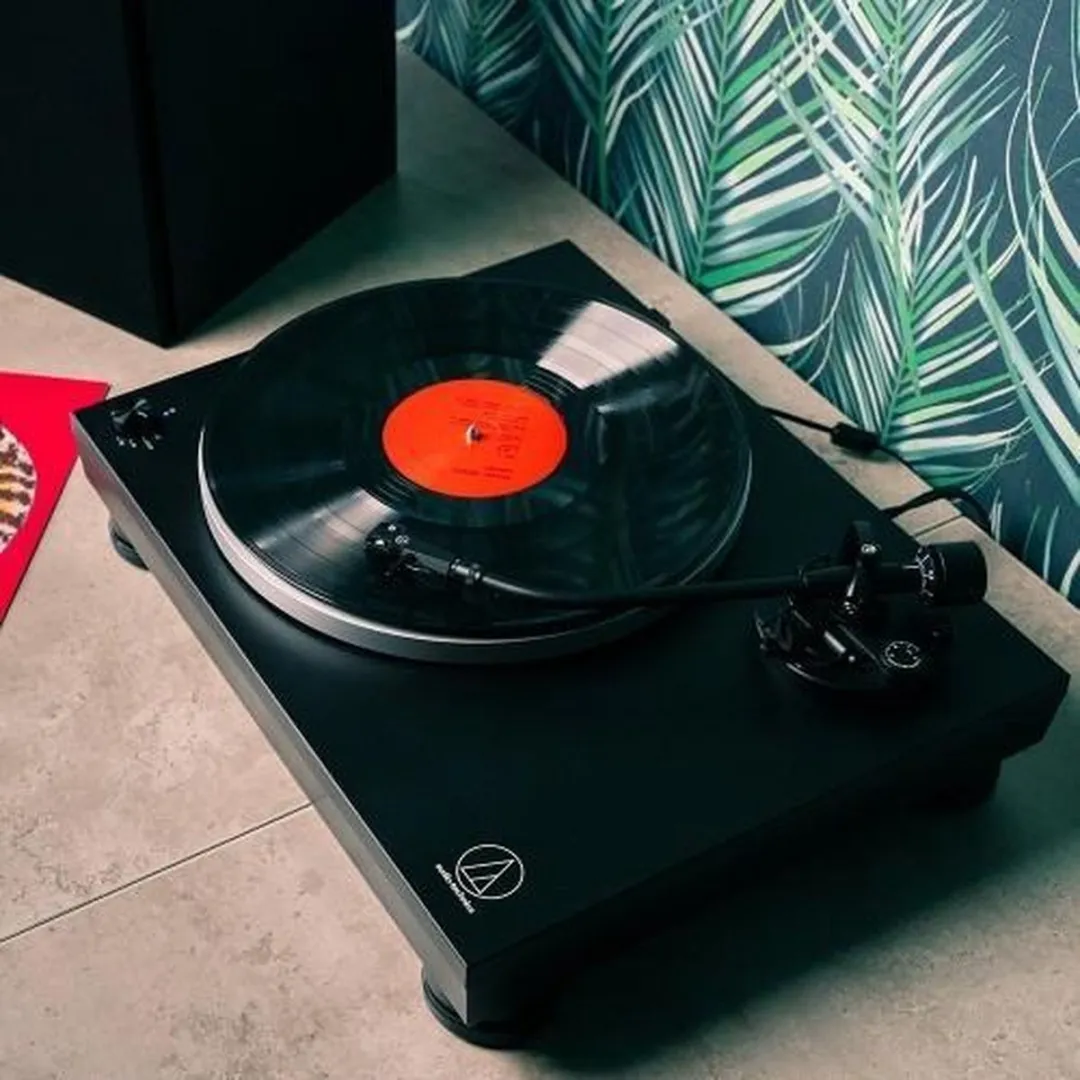 Audio-Technica AT-LP5X Platenspeler - Zwart