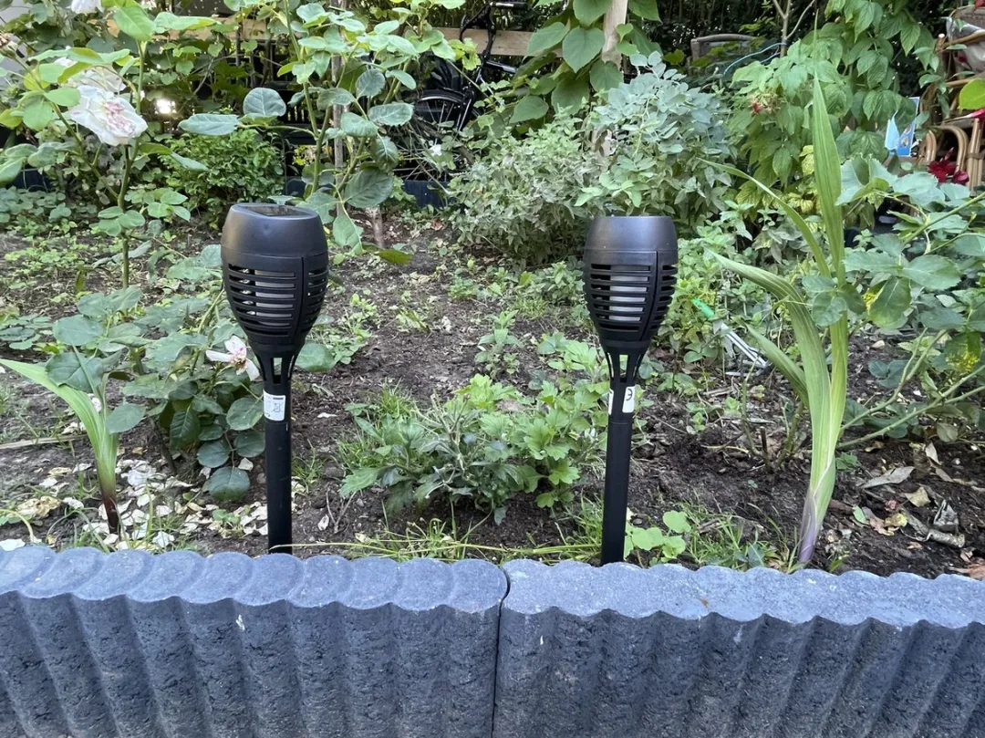 Grundig Halloween Horror Solar LED Tuinfakkels 48cm - 2 Stuks