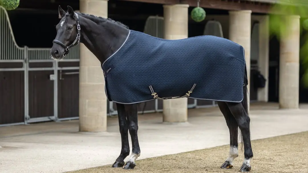 LeMieux Kudos 3D Mesh Paardendeken - Navy - afbeelding 3 van 6