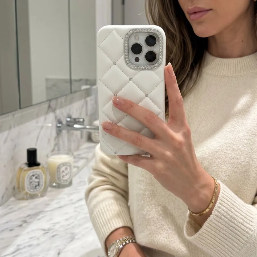 NUVEX iPhone 17 Pro Hoesje Wit - Strass Cameraframe