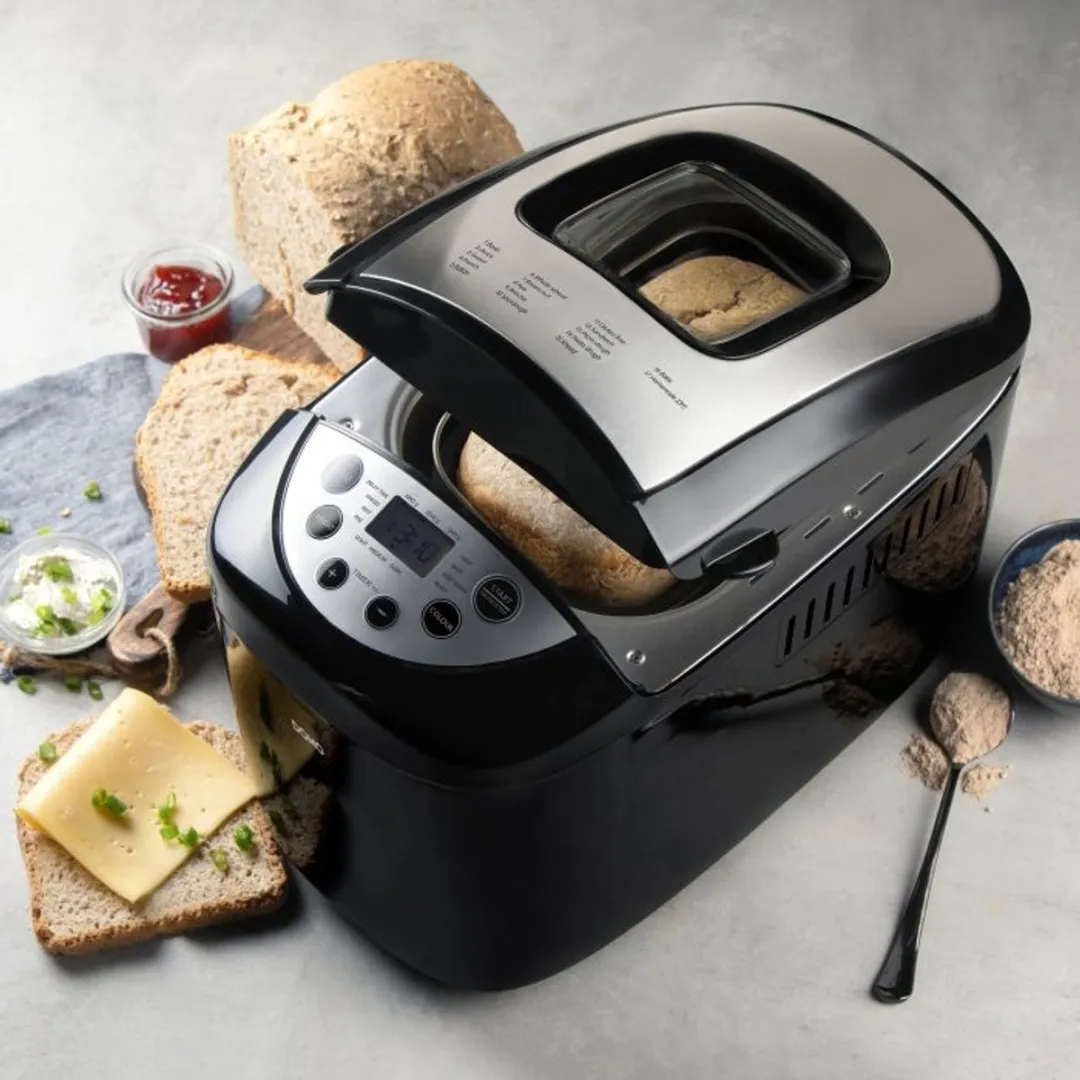 Domo B3977 Broodbakmachine - 17 Programma's - 1500g - Zwart