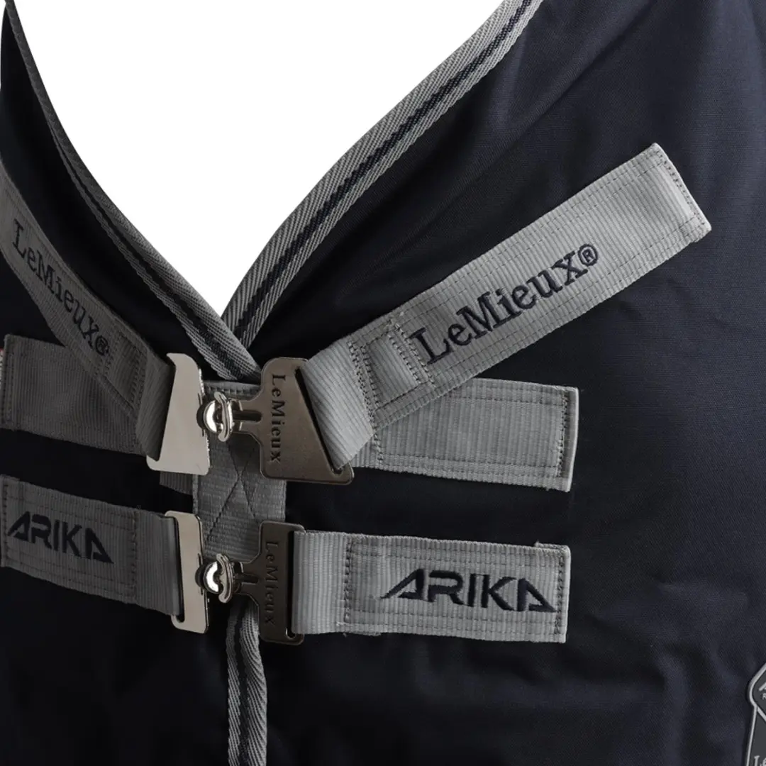 LeMieux Arika Featherweight Turnout Deken - Donkerblauw - afbeelding 3 van 6