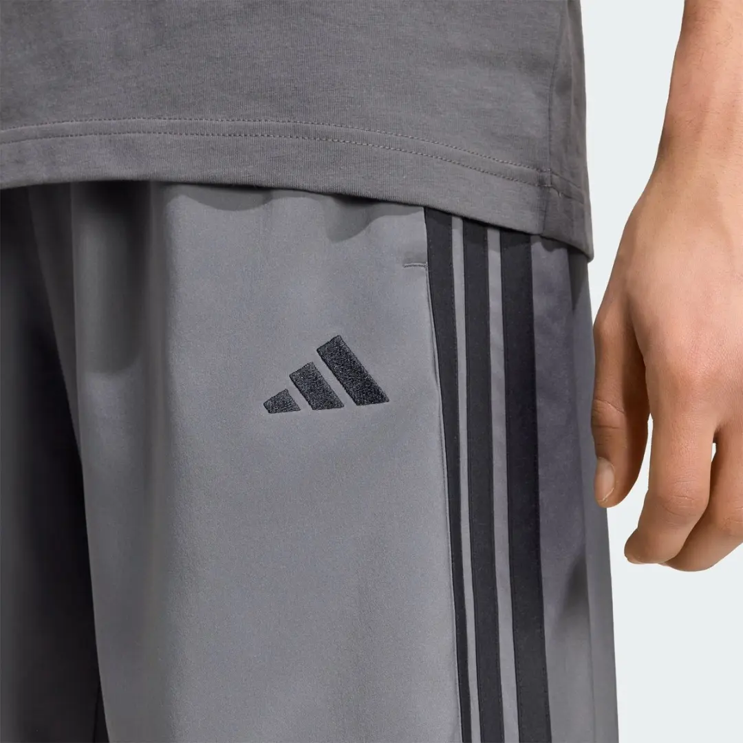 adidas Basic 3-Stripes Chelsea Lichte Woven Short - Grijs - afbeelding 5 van 6
