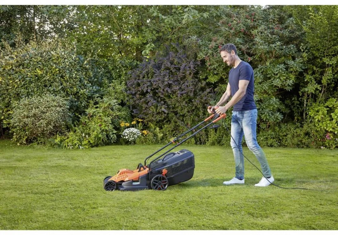 BLACK+DECKER BEMW471BH-QS Grasmaaier 1600W - 38cm - 45L