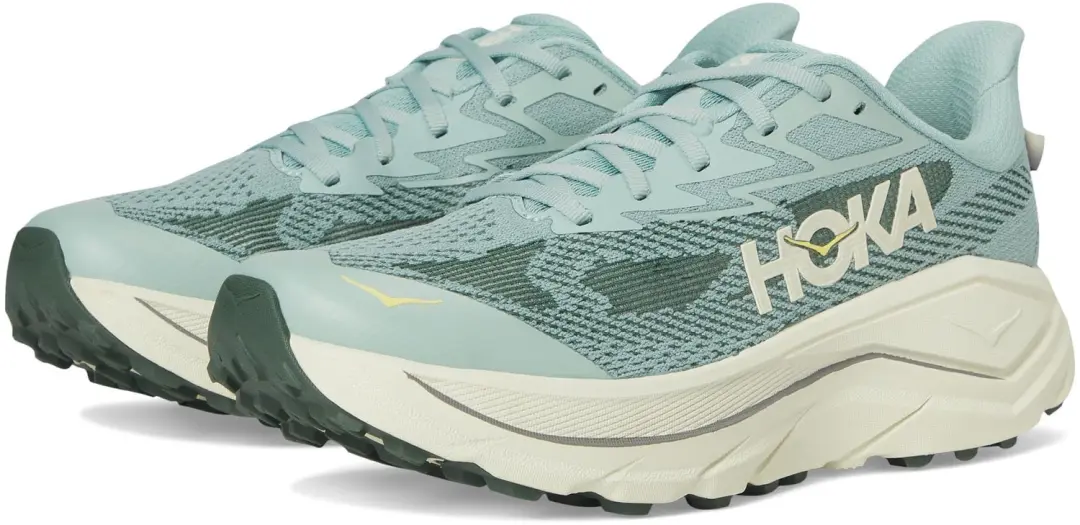 HOKA Challenger 8 M