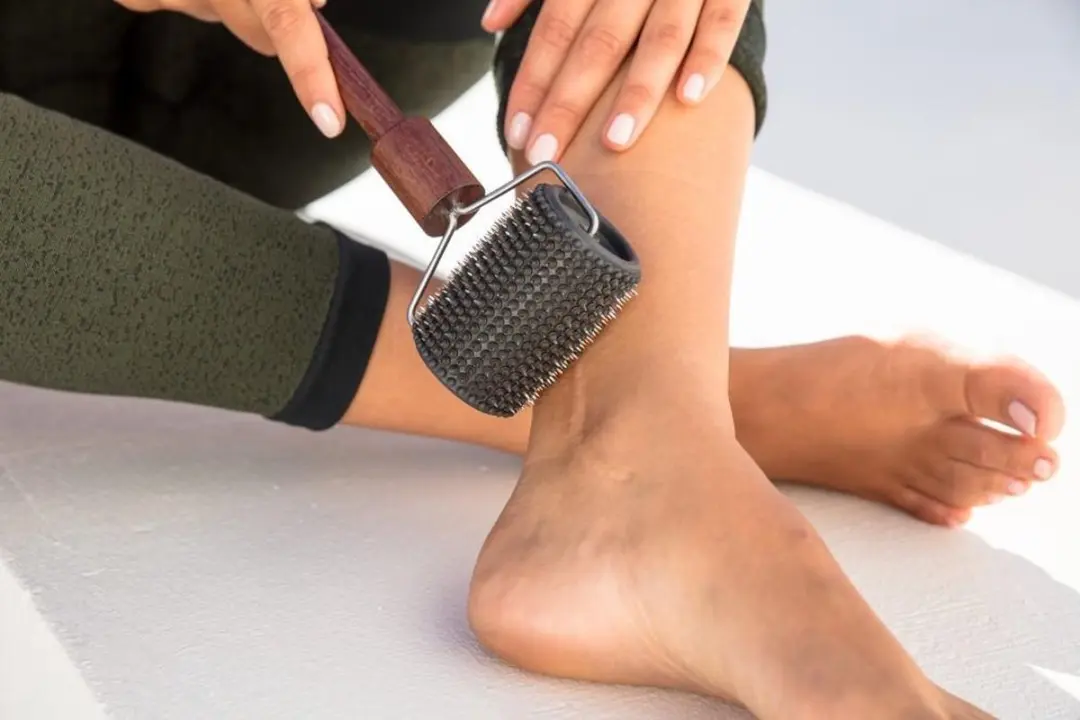 BLACKROLL Needleroller Fascia-massageroller - Zwart - afbeelding 4 van 6