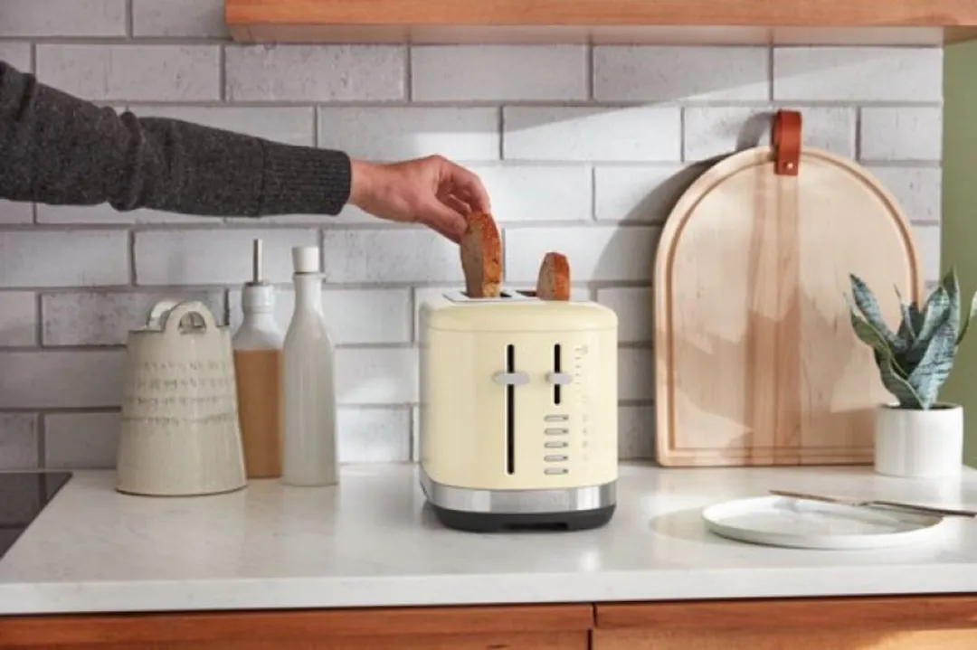 KitchenAid 5KMT2109EAC Broodrooster - 2 Sandwiches - 980W - Crème - afbeelding 6 van 6