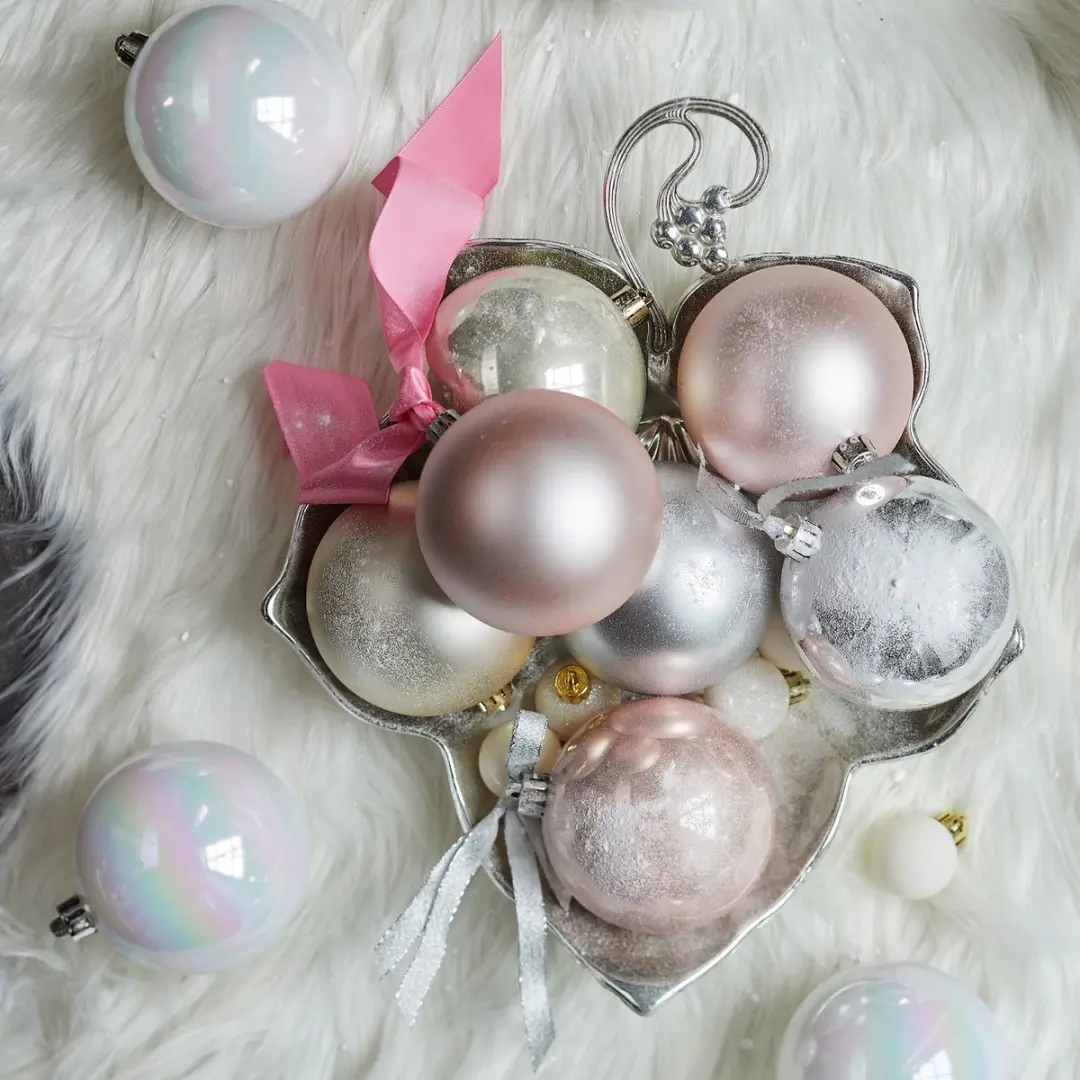 Decoris Kerstballen Kunststof 3cm - Champagne - 14 stuks - afbeelding 3 van 6