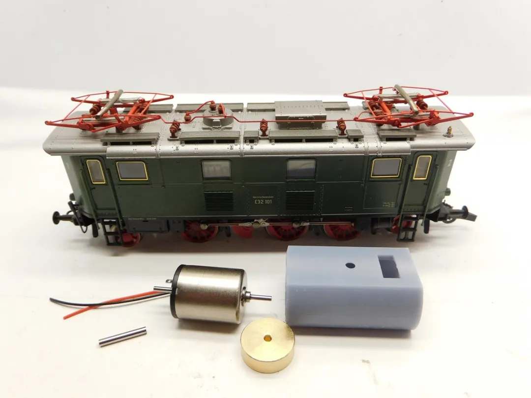 Roco HR022F Micromotor Ombouwset H0 - Rood/Zilver/Blauw/Goud