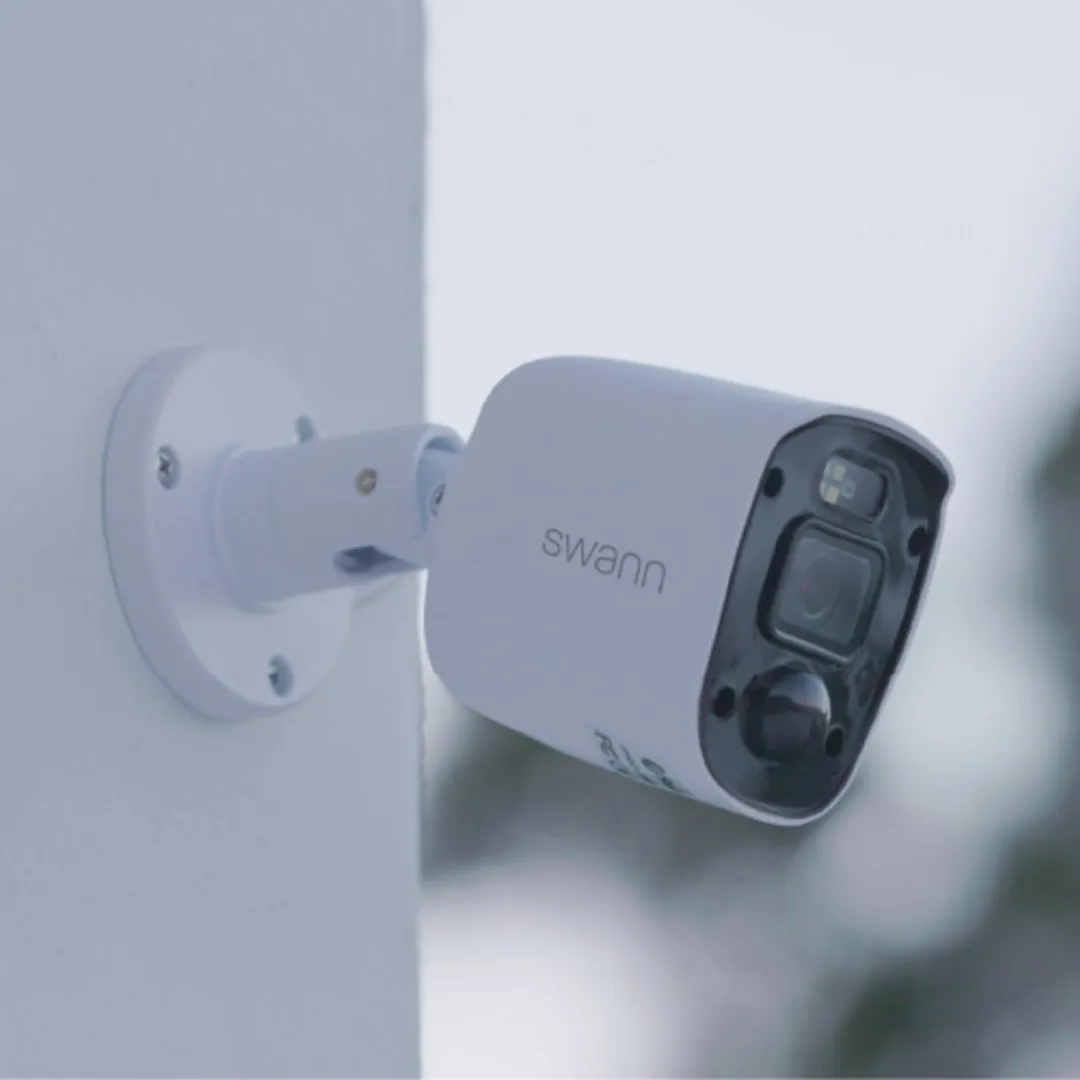 Swann Swannforce SWDVK-446852MQB-EU Beveiligingscamera - 2x PRO-1080MQB - 4-Kanaals DVR - 64GB SD - Wit