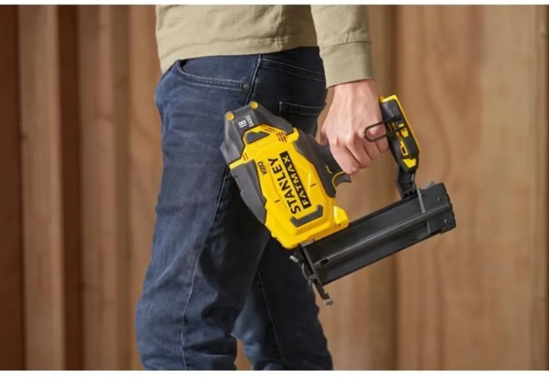 Accu-spijkermachine - 18V - Stanley Fatmax - SFMCN618B-XJ - 16 tot 50 mm nagels - Zonder accu