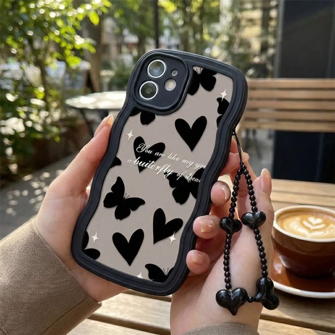 NUVEX iPhone 12 Golvend Hoesje - Hartjes & Vlinders Patroon - Zwart