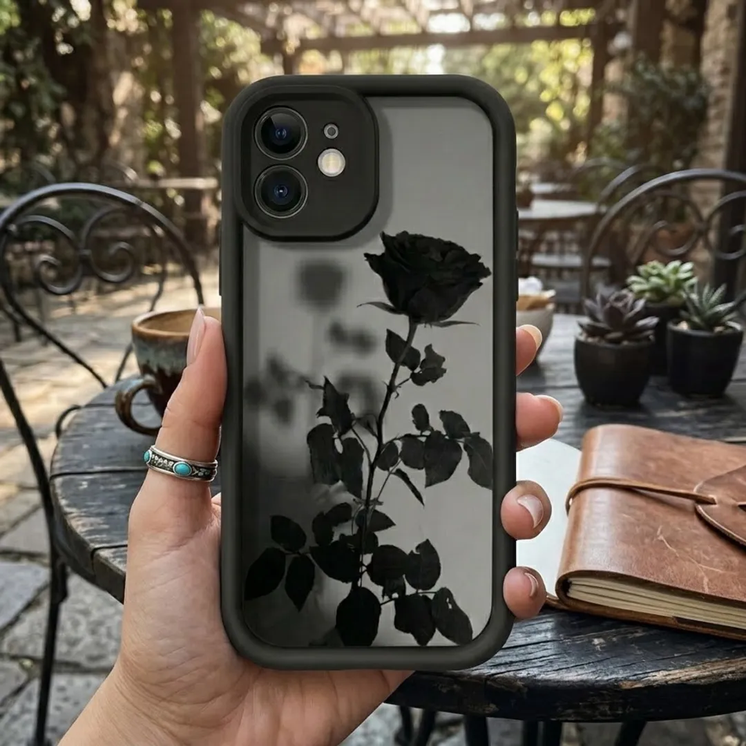NUVEX iPhone 12 Hoesje - Zwart Transparant - Roos Print